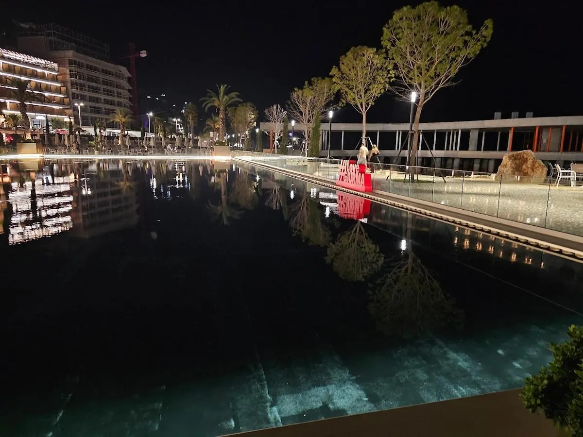 Splendid Sea View, Great Location! Apartment Vlore