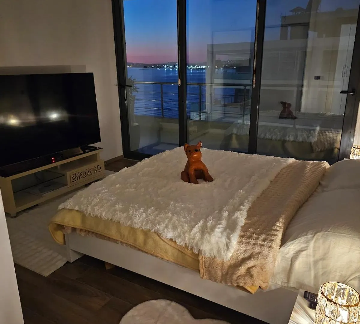 Vlorë Splendid Sea View, Great Location! 아파트 0*,  알바니아
